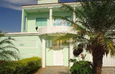 Casa comercial à venda no Jardim Karaíba, Uberlândia 