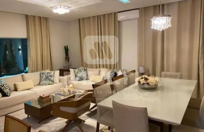 Casa com 3 quartos à venda no Novo Mundo, Uberlândia 