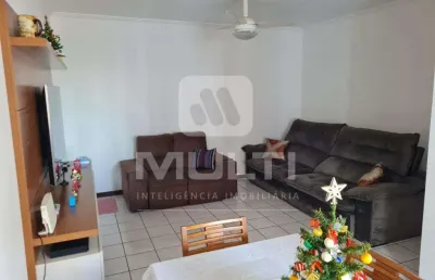 Apartamento com 3 quartos à venda em Saraiva, Uberlândia 