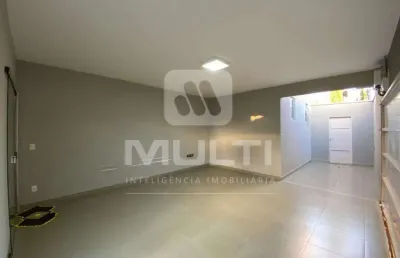 Casa com 3 quartos à venda no Jardim Karaíba, Uberlândia 