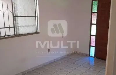 Casa com 3 quartos à venda no Jardim Brasília, Uberlândia 