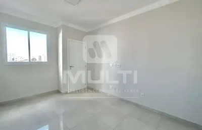 Apartamento com 2 quartos para alugar no Santa Mônica, Uberlândia 
