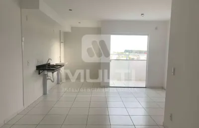 Apartamento com 2 quartos para alugar no Jardim Brasília, Uberlândia 