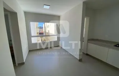 Apartamento com 2 quartos para alugar no Santa Mônica, Uberlândia 
