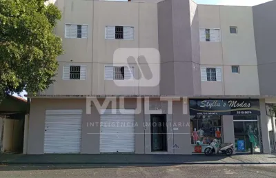 Apartamento com 2 quartos para alugar no Tibery, Uberlândia 
