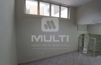 Casa comercial para alugar no Centro, Uberlândia 