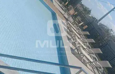 Apartamento com 2 quartos para alugar no Residencial Pequis, Uberlândia 