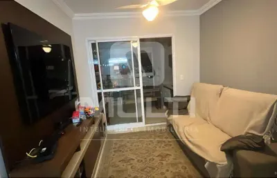 Apartamento com 3 quartos para alugar no Centro, Uberlândia 
