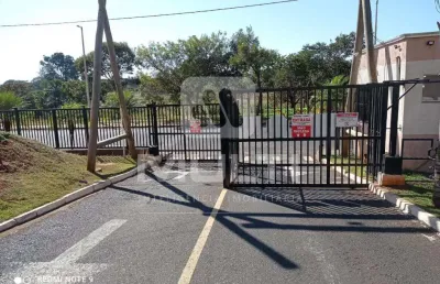 Apartamento com 2 quartos para alugar no Mansour, Uberlândia 
