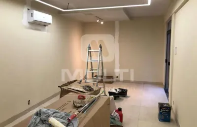 Sala comercial para alugar em Saraiva, Uberlândia 