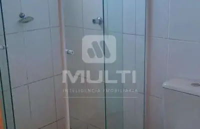Apartamento com 2 quartos para alugar no Grand Ville, Uberlândia 