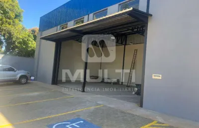 Barracão / Galpão / Depósito para alugar no Custódio Pereira, Uberlândia 