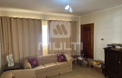 Casa comercial à venda no Fundinho, Uberlândia 