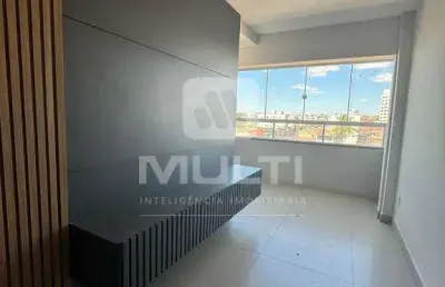 Cobertura com 3 quartos à venda no Santa Mônica, Uberlândia 