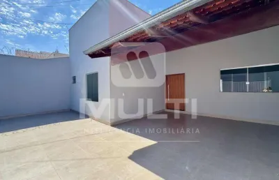 Casa com 3 quartos à venda no Santa Mônica, Uberlândia 