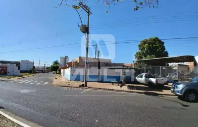 Terreno comercial à venda no Tubalina, Uberlândia 