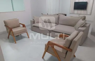 Casa com 4 quartos à venda no Jardim Ipanema I, Uberlândia 