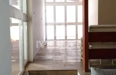 Casa comercial à venda no Fundinho, Uberlândia 