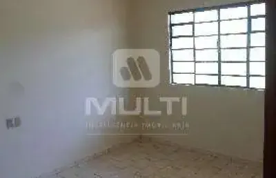 Casa com 2 quartos à venda no Presidente Roosevelt, Uberlândia 