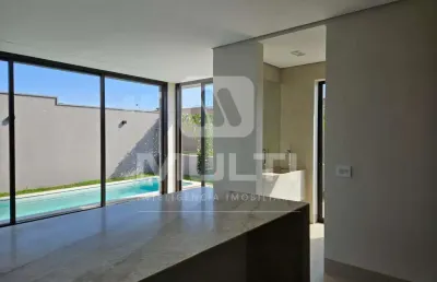 Casa em condomínio fechado com 3 quartos à venda no Gávea, Uberlândia 