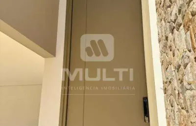 Casa em condomínio fechado com 4 quartos à venda no Morada da Colina, Uberlândia 