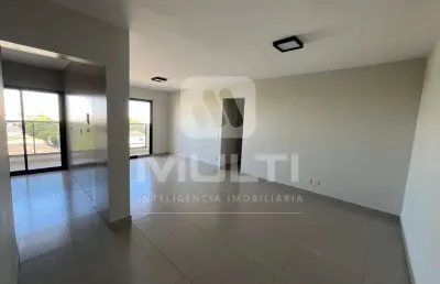 Apartamento com 3 quartos para alugar na Nossa Senhora Aparecida, Uberlândia 