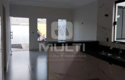 Casa com 2 quartos à venda no Jardim Canaã, Uberlândia 