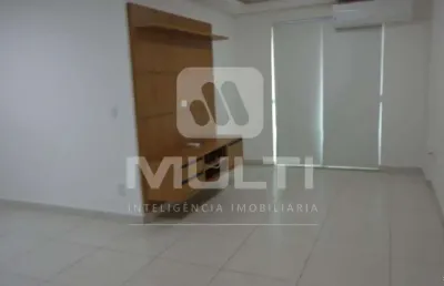 Apartamento com 3 quartos para alugar no Santa Mônica, Uberlândia 