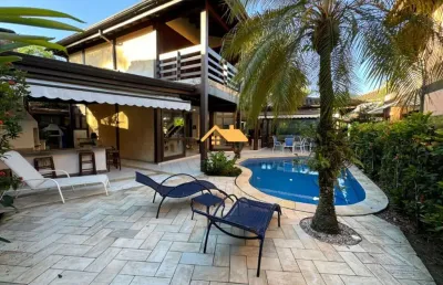 Casa de luxo em condomínio na barra do una, são sebastião-sp: 4 suítes, 2 salas, 5 banheiros, 3 vagas, 280m²!