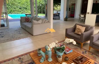 Imperdível, casa pé na areia em condomínio em maresias, são sebastião-sp: 4 quartos, 4 suítes, 3 salas, 4 banheiros, 3 vagas, 400m²!