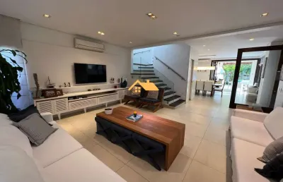Casa de alto padrão em condomínio na baleia, são sebastião-sp: 4 quartos, 2 suítes, 2 salas, 3 banheiros, 2 vagas, 240m²