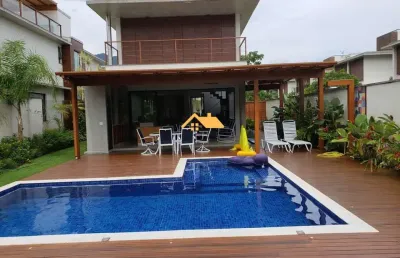 Frente ao mar- temporada em condomínio: 4 quartos, 4 suítes, 3 salas, 5 banheiros, 4 vagas de garagem em maresias, são sebastião-sp.