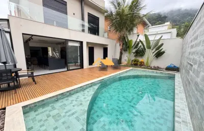 Imperdível oportunidade: casa à venda em são sebastião-sp, no bairro juquehy, com piscina e vista para o mar!