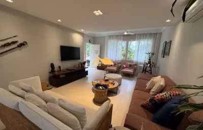 Casa de luxo em condomínio à venda em juquehy, são sebastião-sp: 5 quartos, 5 suítes, 3 salas e 240m² de área.