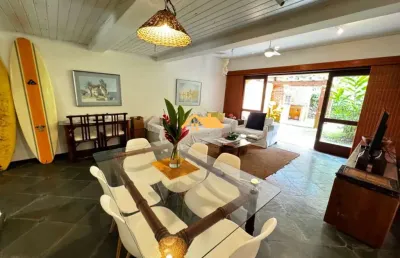 Casa em condomínio à venda em são sebastião-sp, barra do una: 3 quartos, 1 suíte, 2 salas, 2 banheiros, 2 vagas, 130m²!