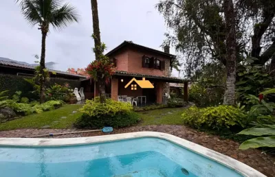 Casa de 5 quartos em juquehy, são sebastião-sp: 3 suítes, 2 salas, 4 banheiros, 4 vagas de garagem, 200m² de área.