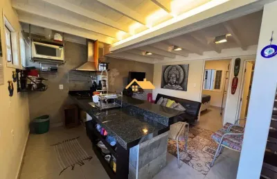 Imperdível oportunidade! apartamento à venda em maresias, são sebastião-sp. 2 quartos, 1 suíte, 1 sala, 2 banheiros e 1 vaga de garagem.