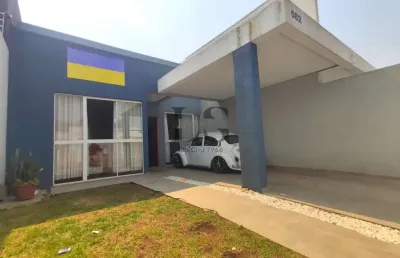 Casa para venda em guarapuava, boqueirão, 3 dormitórios, 1 suíte, 2 banheiros, 2 vagas