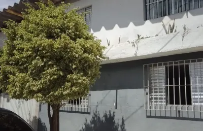 Casa 2 dorms , 2 banheiros quintal à venda pq cocaia