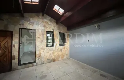 Casa com 2 quartos para alugar no Jardim dos Manacás, Piracicaba 
