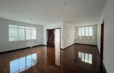 Casa com 4 quartos para alugar no São Dimas, Piracicaba 