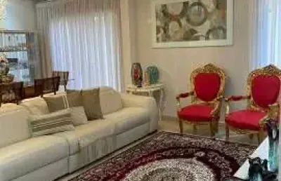 Linda casa para venda possui 340 m² com 3 quartos e piscina na vila oliveira - mogi das cruzes - sp