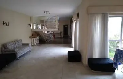 Sobrado para fins comerciais tem 473 m² com 4 quartos em centro ideal para escritório/clinica/consultório/escola - mogi das cruzes