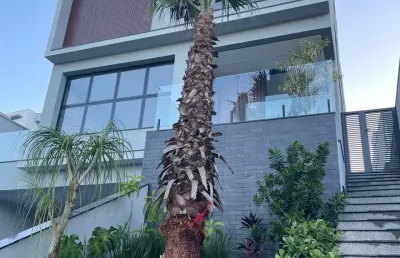 Linda casa no condomínio bella cittá fazenda rodeio sobrado para venda com 263 m² 3 suítes com piscina e gourmet