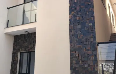 Ótimo sobrado no residencial colinas para venda possui 92 m² com 4 quartos sendo 1 suíte