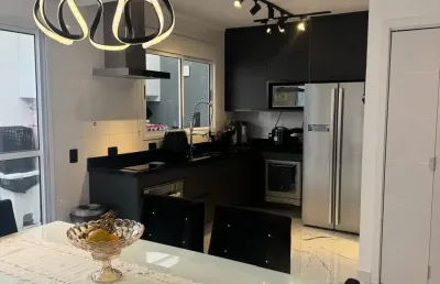 Linda casa em condomínio com 122 m² com 3 quartos 1suíte espaço gourmet na vila oliveira