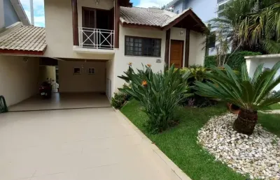 Maravilhoso sobrado para aluguel e venda com 280 m² com 3 suítes piscina e gourmet no aruã