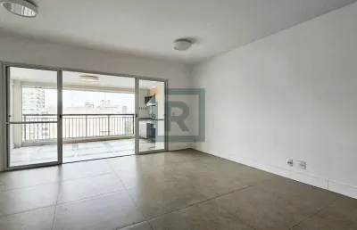 Apartamento de 94m², com 2 dormitórios, sendo 1 suíte e 2 vagas na vila romana