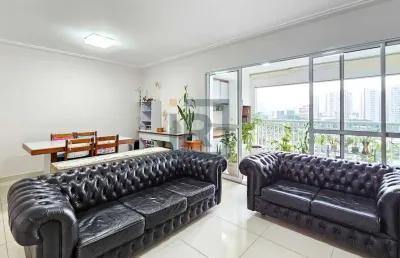 Apartamento de 126m², com 4 dormitórios, sendo 1 suíte e 2 vagas no condomínio liv
