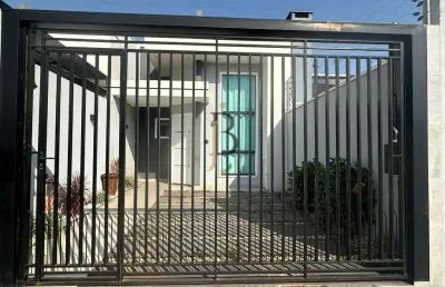 Casa com 3 quartos para alugar no Esmeralda, Cascavel 